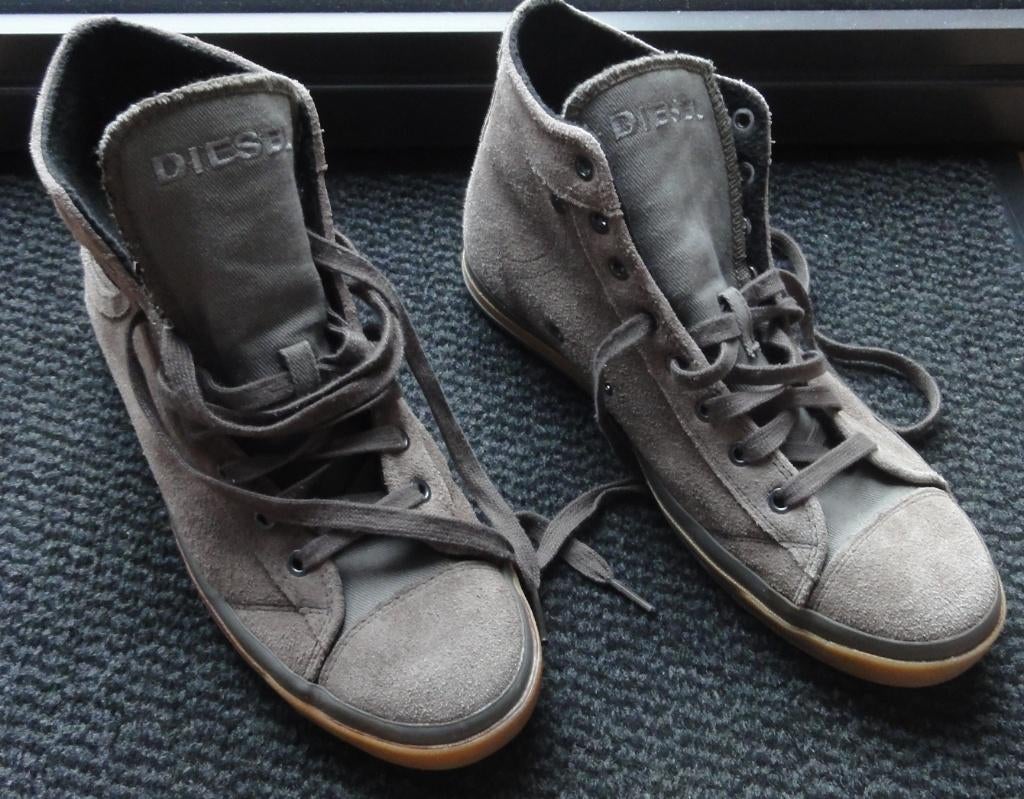 Diesel Exposure halfhoge vetersneaker maat 44 (10.5), Kleding | Heren, Schoenen, Zo goed als nieuw, Sneakers, Bruin, Ophalen