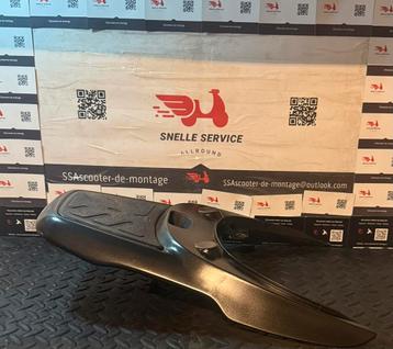 Piaggio zip sp98 Spoiler nette staat beschikbaar voor biedingen
