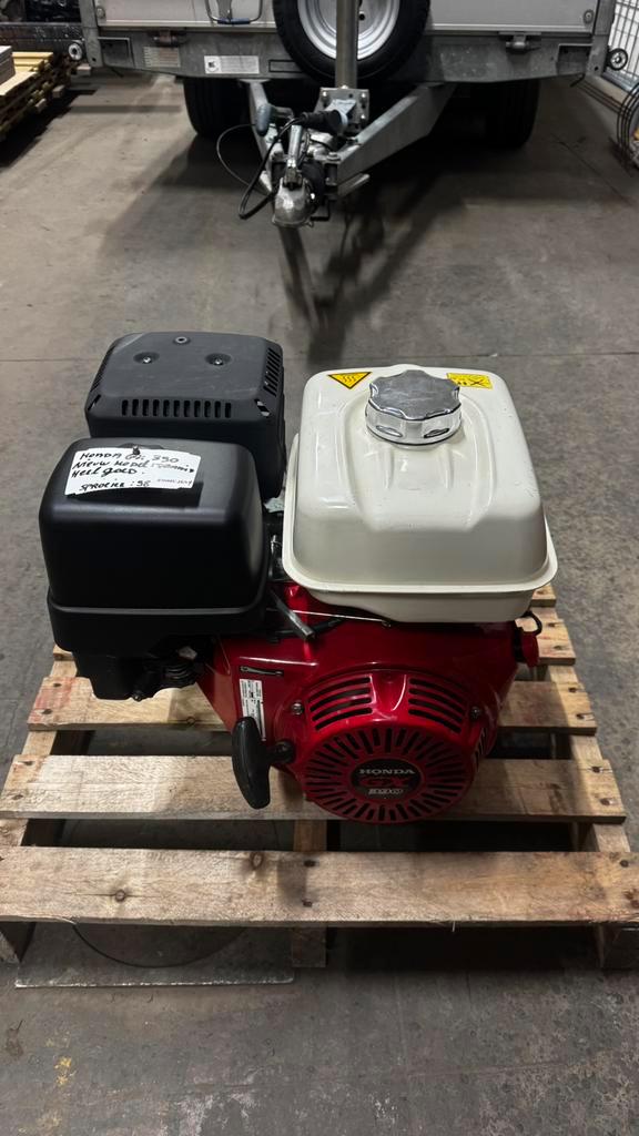 Honda GX390, Doe-het-zelf en Bouw, Motoren, Zo goed als nieuw, Ophalen