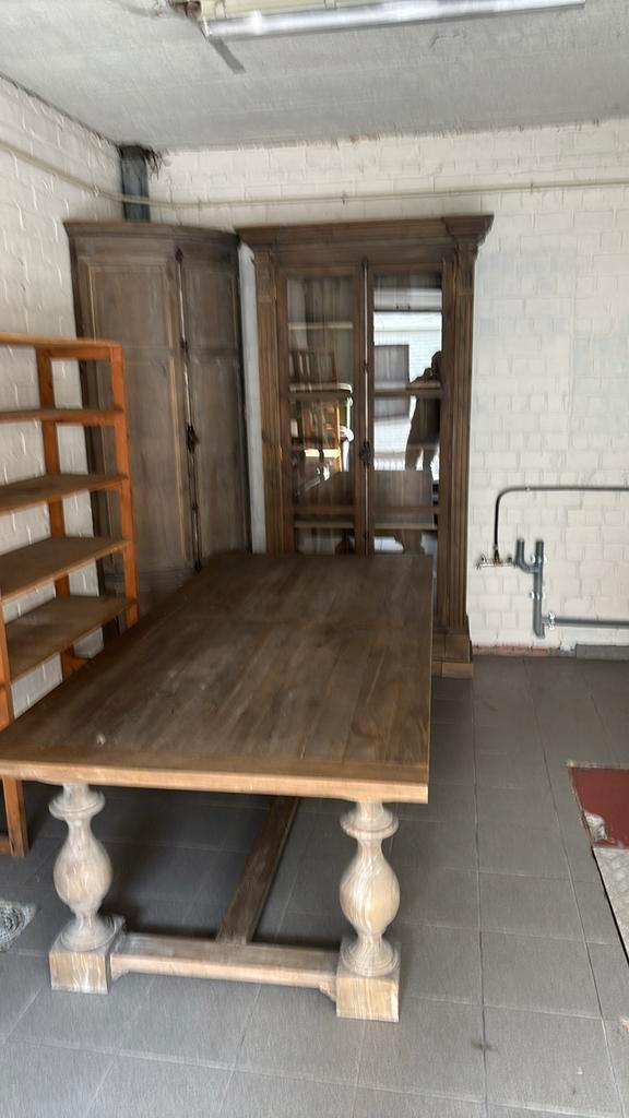 Massieve houten tafel+vitrinekast+hoekkast, Antiek en Kunst, Antiek | Meubels | Tafels, Ophalen