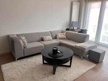 Grijze hoek sofa - 2m70 x 2m beschikbaar voor biedingen