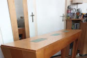 tafel beschikbaar voor biedingen
