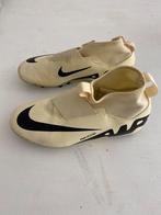 Voetbalschoen 37,5 Nike Air zoom, Sport en Fitness, Voetbal, Ophalen, Zo goed als nieuw