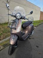 Vespa Primavera 125cc !!! Nieuwstaat !!!, Fietsen en Brommers, Scooters | Vespa, Ophalen, Overige modellen, 125 cc, Zo goed als nieuw