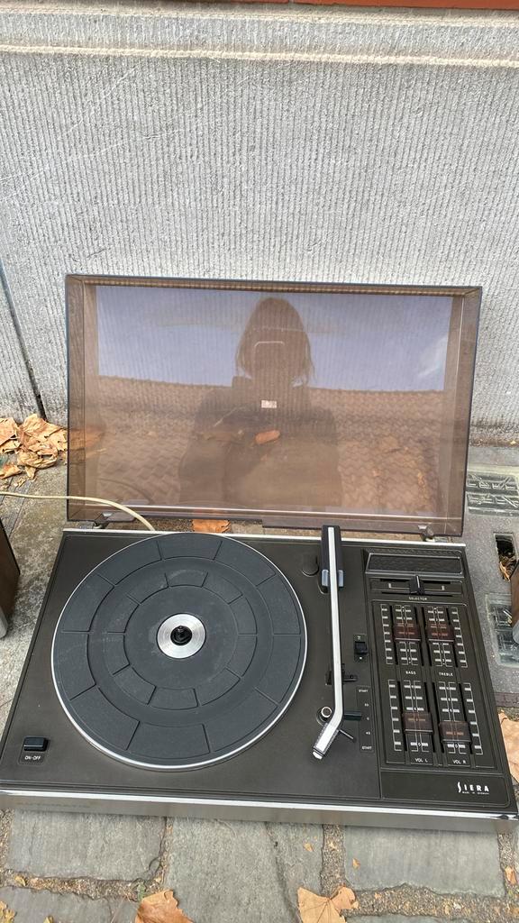 Vintage platenspeler Siera, Audio, Tv en Foto, Platenspelers, Zo goed als nieuw, Platenspeler, Ophalen