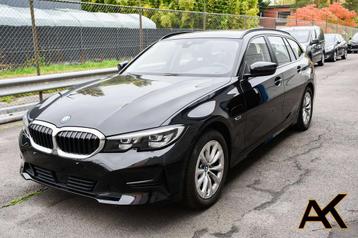 BMW 3 Serie 320 320e Touring PHEV Automaat - NAVI / CAMERA / beschikbaar voor biedingen