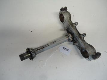 XL600V Transalp 1994 - 1999 Honda T-stuk D1-23566 beschikbaar voor biedingen