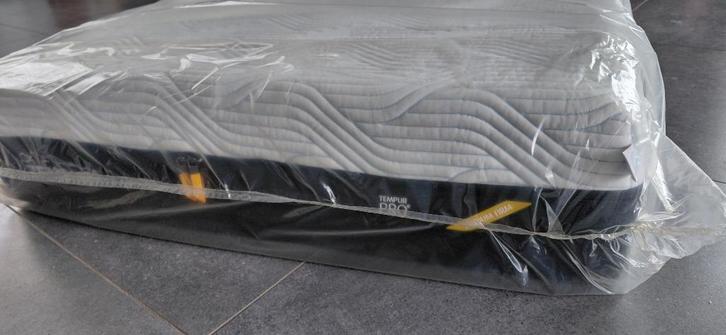 Tempur PRO Smartcool Matras 90*210 21 cm hoog Medium Firm, Huis en Inrichting, Slaapkamer | Matrassen en Bedbodems, Nieuw, Matras