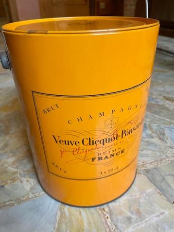 Veuve Clicquot Ponsardin - vintage (verf)emmer, Ophalen of Verzenden, Gebruikt, Champagne