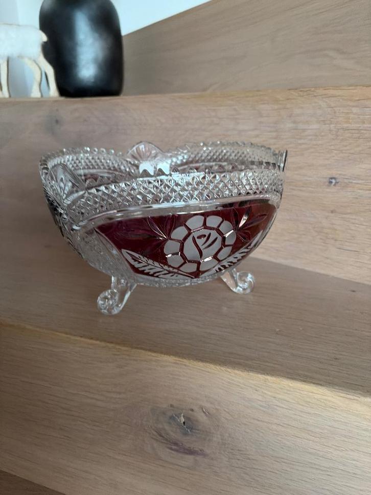 Vintage robijnrode kristallen Schaal, Antiek en Kunst, Antiek | Glaswerk en Kristal, Ophalen of Verzenden