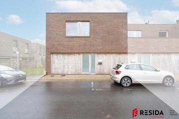 Huis te koop in Izegem, 3 slpks beschikbaar voor biedingen