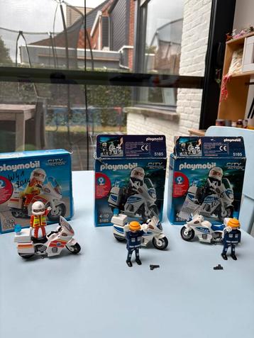 Playmobil 3 motors beschikbaar voor biedingen
