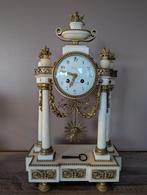 Pendule horloge à balancier Louis XVI Napoléon III bronze, Antiek en Kunst, Antiek | Klokken, Ophalen