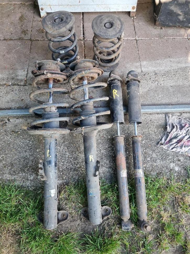 BMW E36 Ophanging   Veren en schokdempers compleet, Auto-onderdelen, Ophanging en Onderstel, BMW, Gebruikt, Ophalen