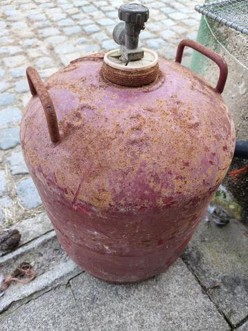 gasfles leeg, ideaal voor ombouw naar tuinhaard beschikbaar voor biedingen