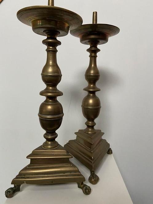 Ensemble de bougeoirs stylos en bronze – XVIIème siècle., Antiquités & Art, Antiquités | Bougeoirs, Cuivre ou Bronze, Enlèvement ou Envoi