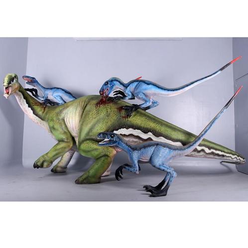 Tentosaurus Under Attack – Dinosaurus beeld lengte 526 cm, Verzamelen, Dierenverzamelingen, Nieuw, Ophalen