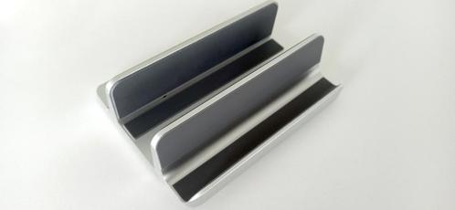 dual aluminium docking voor laptop en tablet (nieuw), Computers en Software, Dockingstations, Nieuw, Laptop, Tablet, Ophalen of Verzenden
