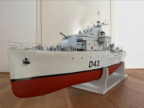OORLOGSSCHIP D43  RC-MODEL, Hobby en Vrije tijd, Modelbouw | Boten en Schepen, Zo goed als nieuw, Ophalen