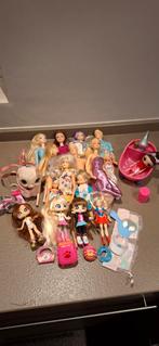 Lot barbies & andere poppetjes alles 20€, Ophalen of Verzenden