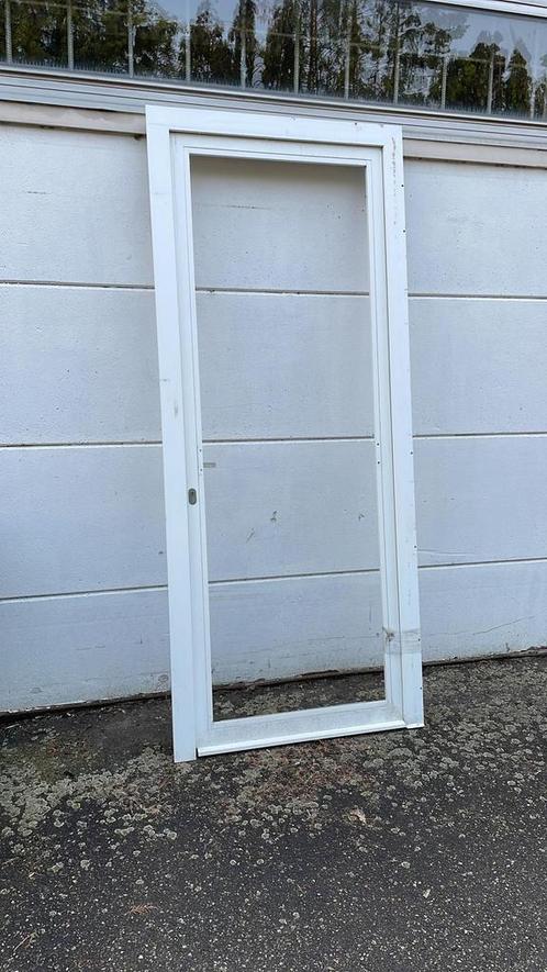Porte en PVC blanc avec position tournante et basculante, Bricolage & Construction, Fenêtres & Moustiquaires, Comme neuf, Porte extérieure