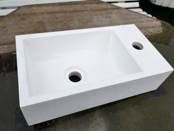 Wc lavabo nieuw.  beschikbaar voor biedingen