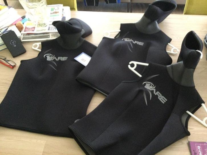 Bare 3mm Sport Hooded Vest Womens Black, Watersport en Boten, Duiken, Nieuw, Duikpak, Ophalen of Verzenden