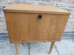 Nachtkastje vintage licht eik kleur 20€, Antiek en Kunst, Ophalen