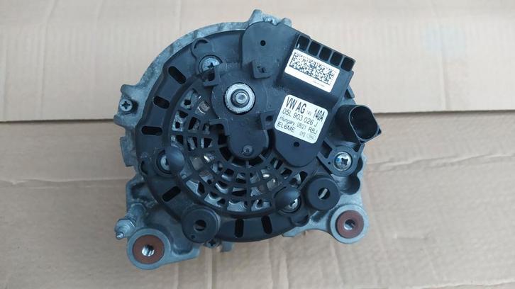 Dynamo VW Passat B8  05L903026J ,Superb,Tiguan, Q3,Q5, Auto-onderdelen, Elektronica en Kabels, Audi, Seat, Volkswagen, Skoda, Gebruikt