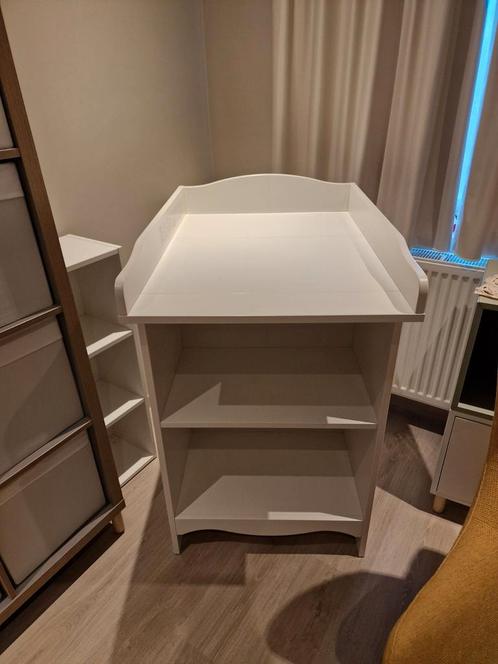 Table à langer SMÅGÖRA ikea neuve, Huis en Inrichting, Kasten | Boekenkasten, Zo goed als nieuw