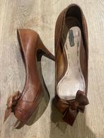 miu miu schoenen maat 40, Kleding | Dames, Schoenen, Gedragen, Ophalen of Verzenden, Bruin