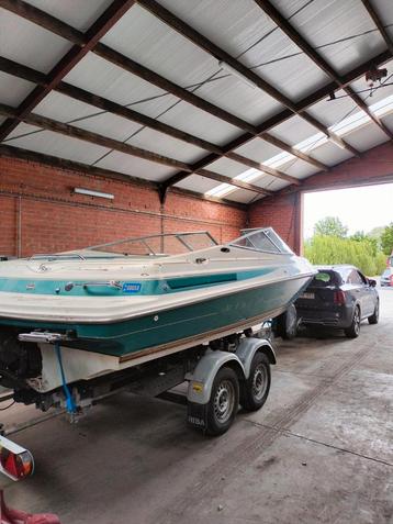 Te koop boot plus trailer beschikbaar voor biedingen