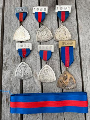 Lot medals 4daagse van de Ijzer beschikbaar voor biedingen