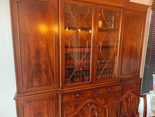 Mahoniehouten meubels in Engelse stijl, Antiek en Kunst, Antiek | Meubels | Kasten, Ophalen