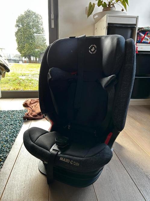 Maxi cosy titan pro zo goed als nieuw., Kinderen en Baby's, Autostoeltjes, Zo goed als nieuw, Maxi-Cosi, 9 t/m 36 kg, Isofix, Verstelbare rugleuning