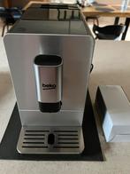 Nieuwe Espressomachine Beko CEG5331X, Elektronische apparatuur, Ophalen, Afneembaar waterreservoir, Espresso apparaat, Nieuw
