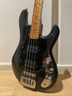 Musicman Stingray 1979 4,2kg beschikbaar voor biedingen