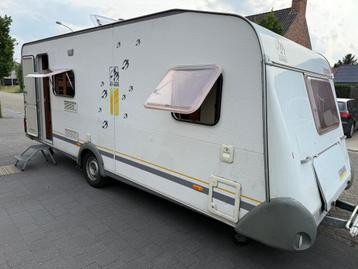 Knaus Südwind 560 caravan met stapelbed, mover & voortent, Jusqu'à 4, Lit fixe, Particulier, Siège standard