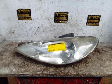 Koplamp links van een Peugeot 206 beschikbaar voor biedingen