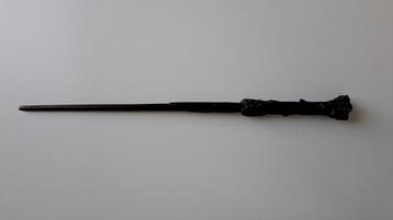 Harry Potter: Mystery Wand Replica - toverstaf beschikbaar voor biedingen