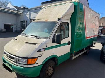 Iveco annee 2003 âvec 20m3 avec hayon électrique, Autos, Achat, Iveco, Diesel, Particulier