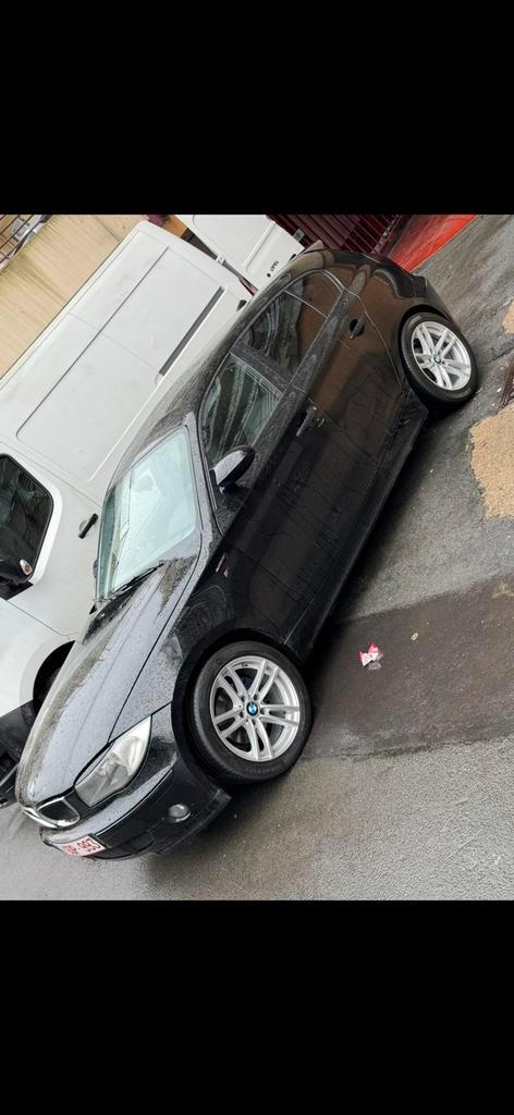 BMW Serie 1 Stage 1, Auto's, BMW, Particulier, 1 Reeks, Achteruitrijcamera, Benzine, Euro 4, 5 deurs, Handgeschakeld, Zwart, Ophalen