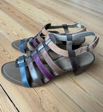 Trendy lederen sandalen – maat 40 - slechts 1x gedragen
