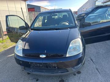 Ford fiesta 1.3 benzine 01/10/2004 export  beschikbaar voor biedingen