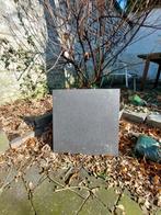 Tegels donker grijs 40cm x 40cm, Ophalen, Zo goed als nieuw, Keramiek