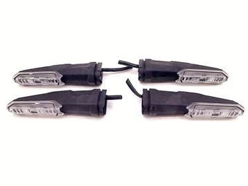 KNIPPERLICHT SET. Kawasaki Z 900 2020-2024 (Z900 ZR900) beschikbaar voor biedingen