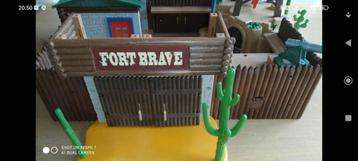 jouet PLAYMOBIL jeu Fort Brave Western COMPLET  à vendre.