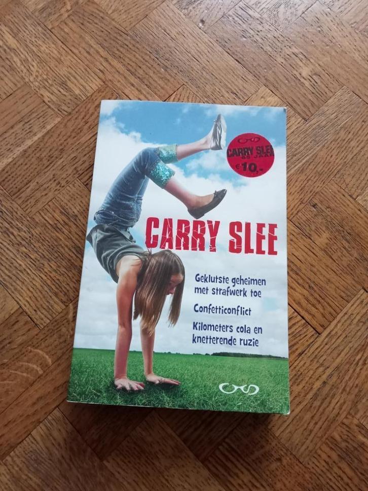 Carry slee Boek met 3 toptitels, Boeken, Kinderboeken | Jeugd | 13 jaar en ouder, Gelezen, Ophalen of Verzenden