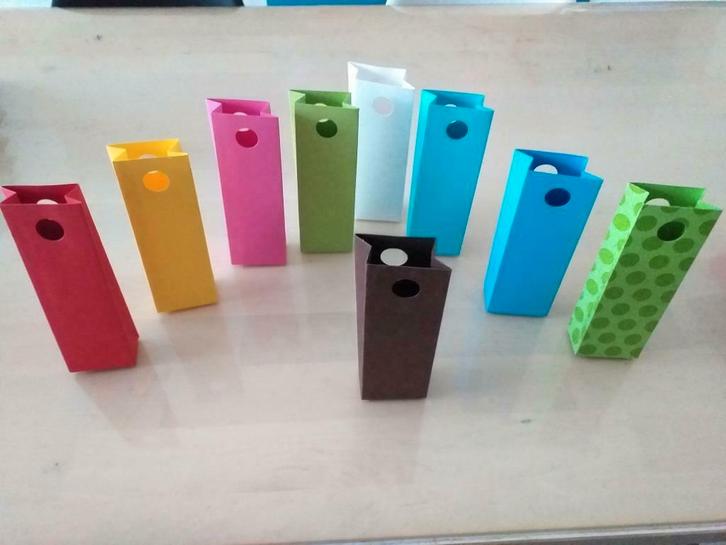 Leuke hoge doosjes met gat UITVERKOOP, Kinderen en Baby's, Kraamcadeaus en Geboorteborden, Nieuw, Kraamcadeau, Ophalen of Verzenden