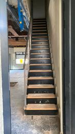 Stalen trap met houten treden, Ophalen, Gebruikt, Trap